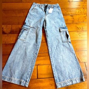 Woman’s small  JGALTUSA Flare Carpenter Pants